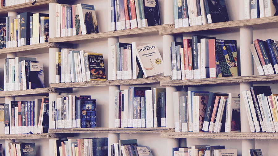 Business Library set up by a Lord has over 6,000 HR books in it